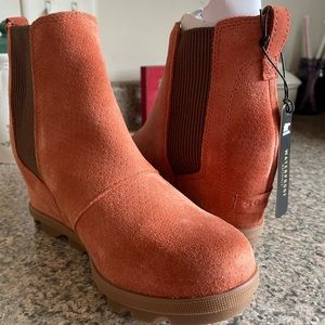 Joan of Arctic wedge II Chelsea